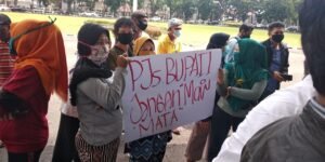 Masyarakat Pertanyakan Kebijakan Pjs Bupati Ogan Ilir