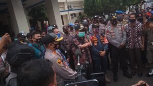 Gelar Aksi Demo, Aliansi Buruh Lahat Bersatu Tolak UU Omnibus Law