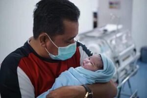 Bupati Banyuasin Sambut Kelahiran Putranya