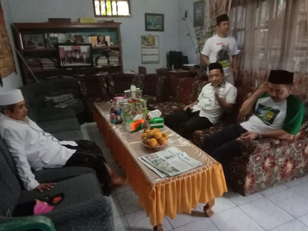 Sambut Ramah Paslon 1, Kyai Imron Rosyidi Sampaikan Harapan