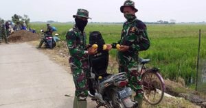 Meski TMMD Usai, Ikatan Emosional TNI dan Warga Tetap Terjaga