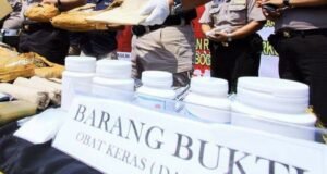 Polisi Limpahkan Tersangka Kasus Penyelundupan 119 Sabu Jaringan Malaysia