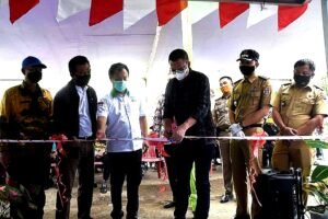 Alpian Maskoni Launching Dewi Sekopi Basemah