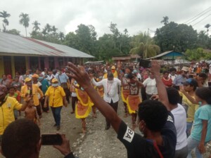 Tiga Kampung Deklarasi Dukung FX Mote Jadi Bupati
