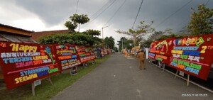 Komunitas Traj@ng Gelar Bakti Sosial Bersama Anak Yatim di Lampung Barat