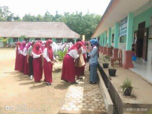 Peringati Hari Guru Nasional, SMA Negeri 2 Simpang Pematang Mesuji Gelar Upacara Bendera dan Berbagai Lomba