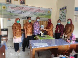 Pascasarjana Prodi Bahasa UPGRI  Lakukan Pengabdian Masyarakat di Banyuasin