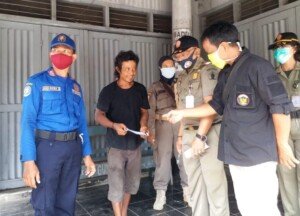 Cegah Covid-19 di Kabupaten Blitar, Pilih Pakai Masker atau Push up?