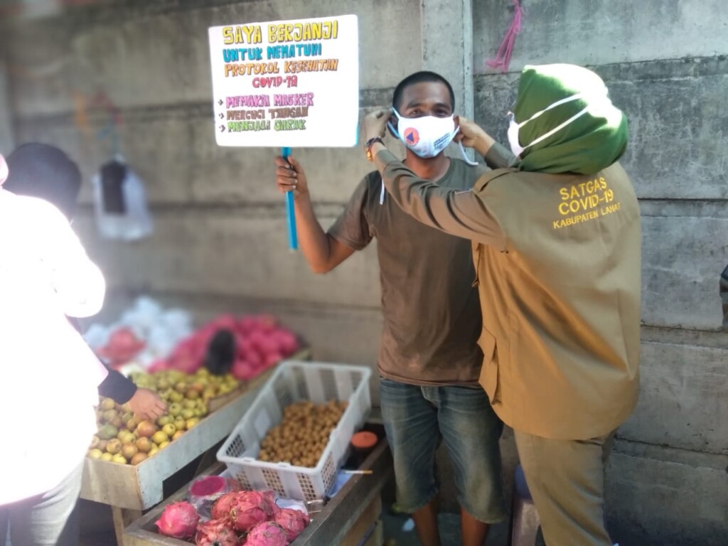 SatpolPP Lahat Terus Gelar Pengawasan Prokes di Pasar Tradisional