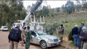 Satgas Indobatt Konga XXIII-N/UNIFIL Evakuasi Kecelakaan Mobil di Lebanon