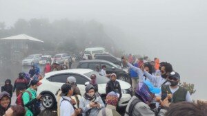 Wartawan Mattanews.co Nikmati Wisata Alam Pegunungan Tankuban Perahu