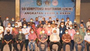 43 dari 60 Wartawan Unit Pemkot Medan Dinyatakan Lulus UKW