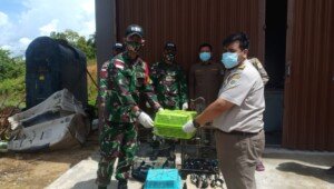 Satgas Pamtas RI-Malaysia Yonif 642 Gagalkan Penyelundupan Satwa Ilegal