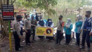 Koramil 404-01 dan Polsek Lembak Tingkatkan Himbauan Prokes di Masa Libur Panjang
