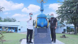 Harnojoyo Tandatangani Tugu Ex Gate Valve 1928