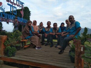 Tim FKKS Tanah Datar Kunjungi Desa Terindah di Dunia