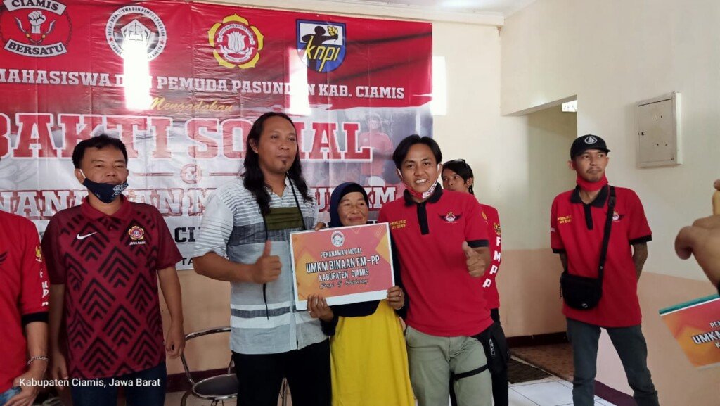 Terdampak Ekonomi Karena Pandemi, 10 Warung di Ciamis Dapat Bantuan Modal