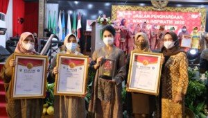 Thia Yufada Kembali Dinobatkan Jadi Wanita Inspiratif Sumsel 2020