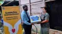 Senyum Bahagia Warga Palembang Terima Bantuan Kemenkeu Peduli