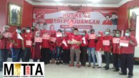 DPC PDI Perjuangan Karawang, Bagikan 48 Tumpeng di HUT Ke 48