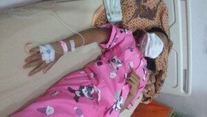 Anak Manis Ini Tengah Berjuang Melawan Tumor di Lehernya