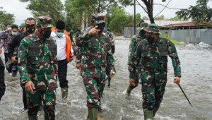 Panglima TNI Terjun Langsung Tinjau Banjir Kalsel
