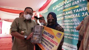 HUT ke-10 Tungkal Jaya Muba, Bupati Dodi Reza Beri Banyak Hadiah