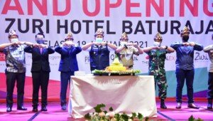 Herman Deru: Jaga Kearifan Lokal dan Sarankan Penggunaan Atribut Tanjak Diseluruh Hotel di Sumsel