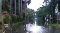 Hujan Deras, 10 Jalan di Jakarta Terendam Banjir