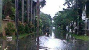 Hujan Deras, 10 Jalan di Jakarta Terendam Banjir