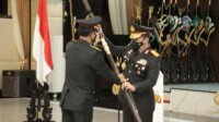 Jenderal Idham Azis Serahkan Tongkat Estafet Kapolri ke Jenderal Listyo Sigit Prabowo