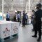Vaksin Sinovac dikawal ketat oleh kepolisian di Sumatera utara (Sumut) (Tison / Mattanews.co)
