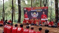 , KABUPATEN CIAMIS - Bertepatan dengan hari jadi yang ke-7, Forum Mahasiswa dan Pemuda Pasundan (FM-PP) Dewan Pimpinan Pusat (DPP) menggelar Anniversary di Bumi Perkemahan Tanjungsari, Desa Tanjungsari, Kecamatan Sadananya, Kabupaten Ciamis Jawa Barat, Minggu (10/1/2021)