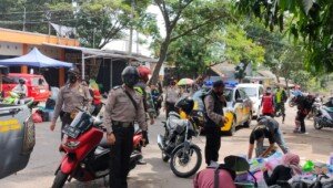 Pedagang Bandel Prokes Jadi Sasaran Operasi Yustusi di Cianjur