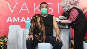 Pemkab Karawang Gelar Tahap Pertama Vaksinasi Covid-19