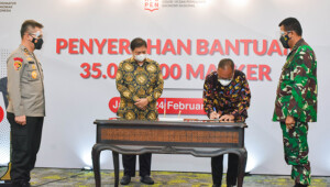 Pemerintah Berikan Bantuan 35 Juta Masker untuk Masyarakat Dalam Rangka Pelaksanaan PPKM Mikro