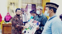 Petani Aceh Tamiang Terima Kartu Tani Pupuk Bersubsidi