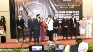 Charma, Orang Sumsel Raih Penghargaan Inspiring Best Award