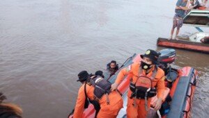 Hendak Cuci Kaki, Naca Terpeleset dan Terseret Arus Sungai Musi