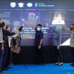 Pertama di Indonesia, Herman Deru Launching Stiker Hologram Tanda Lunas Bayar Pajak Kendaraan Bermotor
