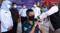 Hari Ini, Presiden Jokowi Tinjau Vaksinasi Massal bagi Pedagang Pasar