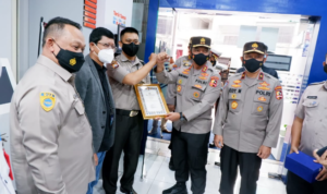 Sempat Viral, Satpam BRI di Makassar yang Tegas ke Pelanggar Prokes Dapat Penghargaan Mabes Polri