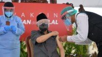 Wapres K.H Ma’ruf Amin Terima Suntikan Dosis Pertama Vaksin Covid-19 Produksi Sinovac