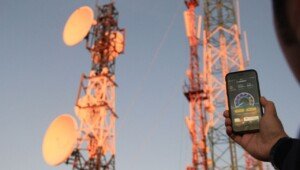 Inovasi Telkomsel, Operasikan BTS dengan Manfaatkan Enegri Ramah Lingkungan