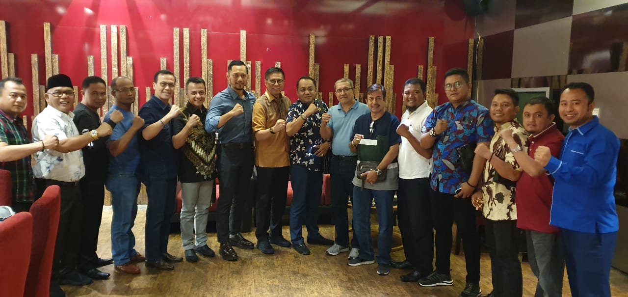 Ketum Partai Demokrat Agus Harimurti Yudhoyono (AHY) saat menyambangi DPC Partai Demokrat Tanah Datar Sumbar beberapa waktu lalu (Dok. Humas DPC Partai Demokrat Tanah Datar / Mattanews.co)