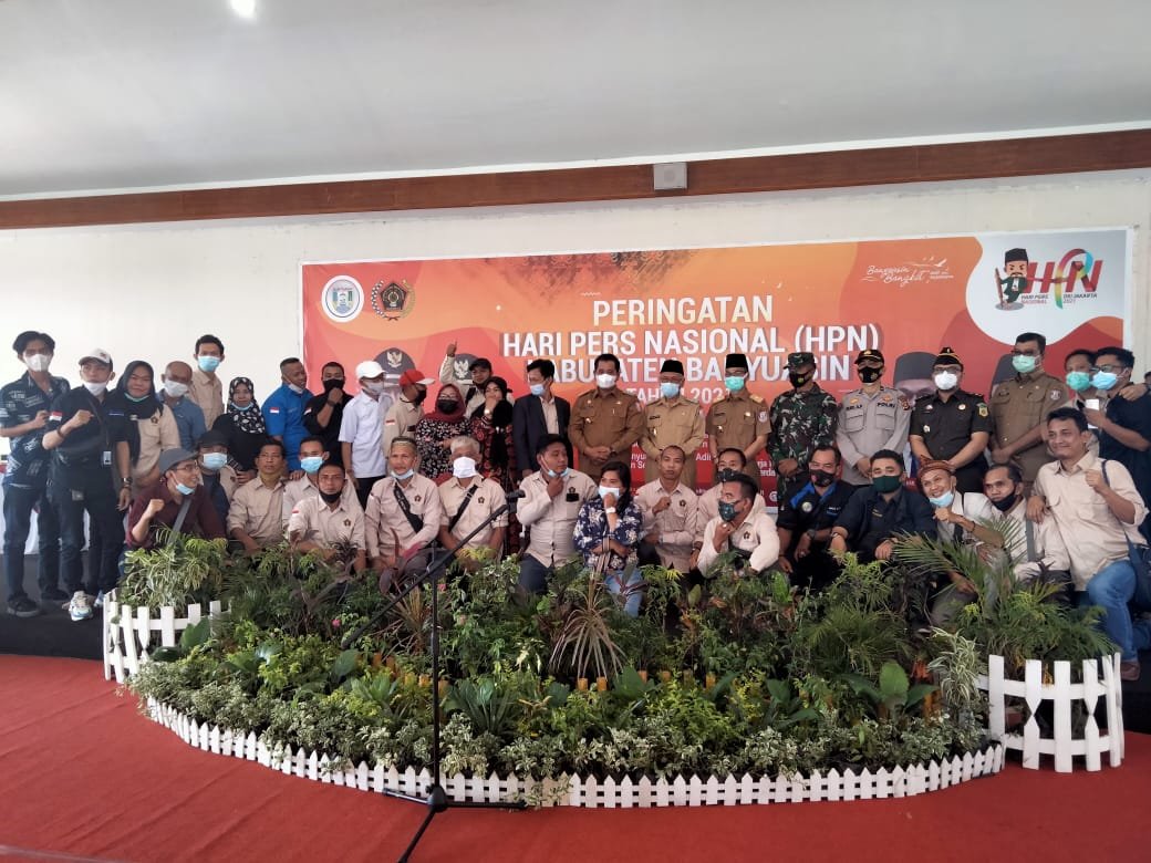HPN 2021 digelar di Guest House Rumah Dinas (Rumdin) Bupati Banyuasin Askolani Jasi bersama awak media di Banyuasin (Dok. Humas Pemkab Banyuasin / Mattanews.co)