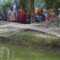 Bupati Merangin saat panen ikan nila di kolam komunitas pembudidaya ikan di Kabupaten Merangin Jambi (Dok. Humas Pemkab Merangin / Mattanews.co)