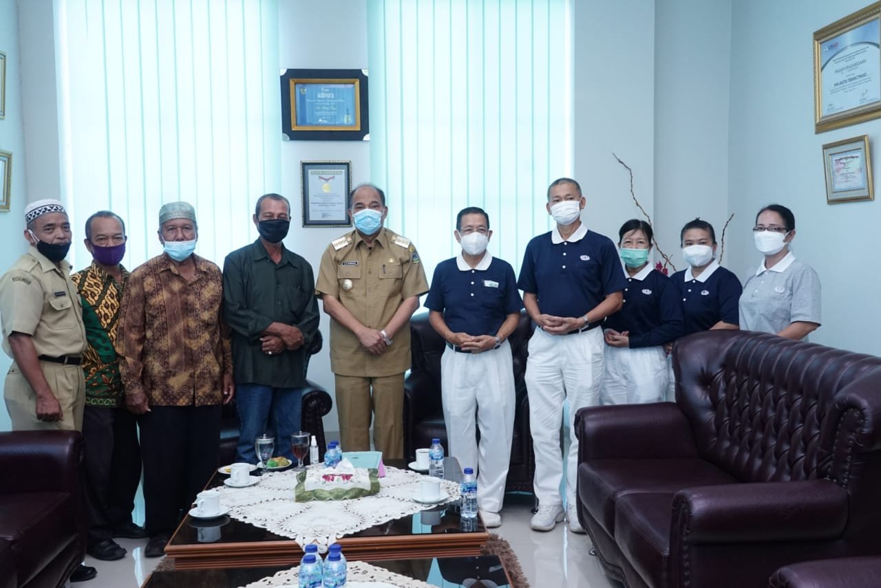 Wako Tebingtinggi saat menerima kunjungan para audiens terkait pembangunan UINSU (Dok. Humas Pemkot Tebing Tinggi / Mattanews.co)