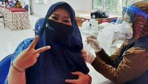 Dinkes dan UPTD Puskesmas Karawang Lakukan Vaksin Sinovac Tahap Dua