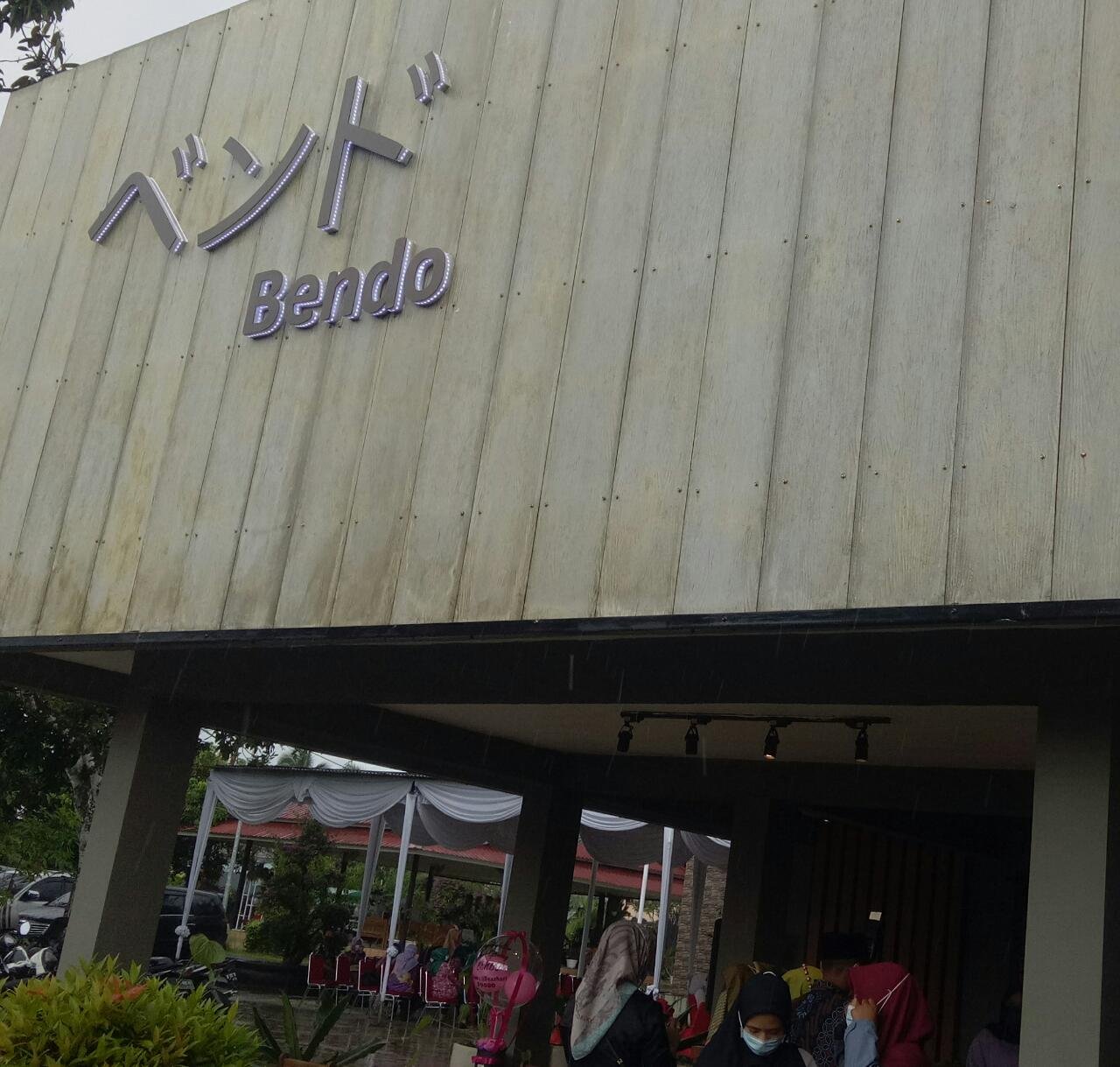 Kafe Bendo mengusung konsep ala Jepang yang hadir di Kota Lubuklinggau Sumsel (Syofian / Mattanews.co)